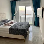 Front Apartment Bogazici